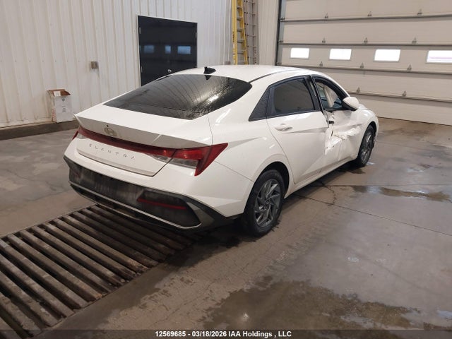 KMHLM4DG3SU902276 Hyundai Elantra Preferred