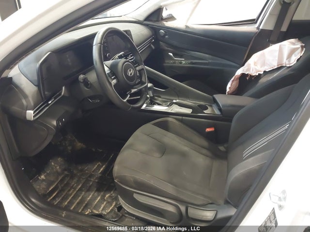 KMHLM4DG3SU902276 Hyundai Elantra Preferred
