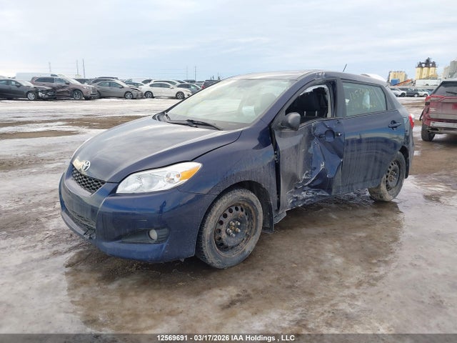 12569691 :رقم المزاد ، 2T1KU4EE3DC020750 vin ، 2013 Toyota Matrix Wagon مزاد بيع