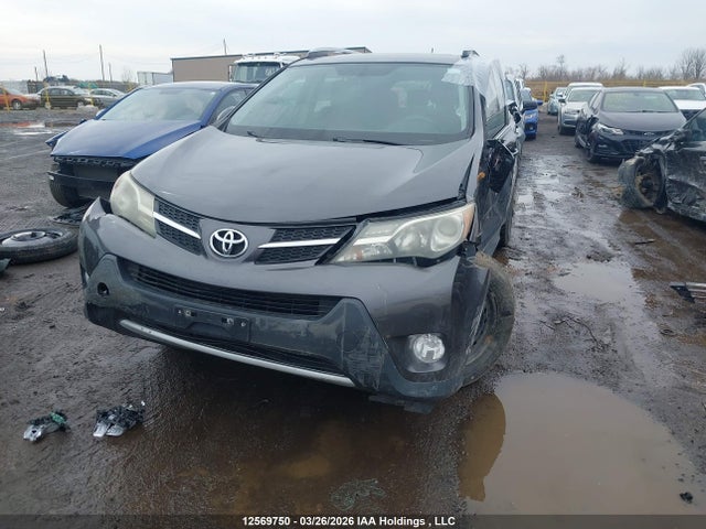 2T3WFREV1FW187688 Toyota Rav4 Xle