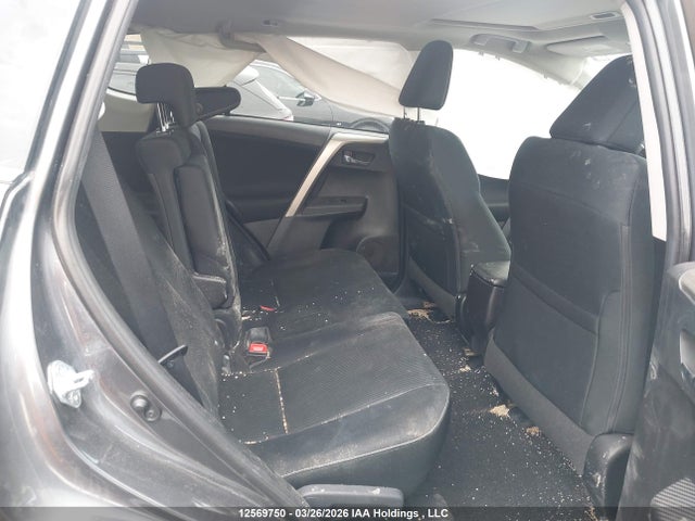 2T3WFREV1FW187688 Toyota Rav4 Xle