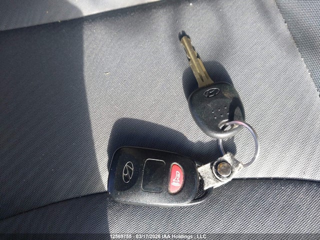 Продажа на аукционе авто 2013 Hyundai Elantra Gls/limited, vin: 5NPDH4AE2DH436286, номер лота: 12569755