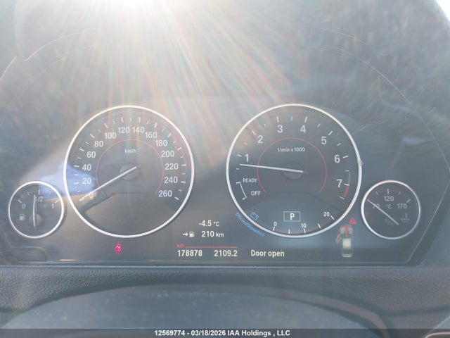 WBA8D9G55JNU69583 BMW 330 XI