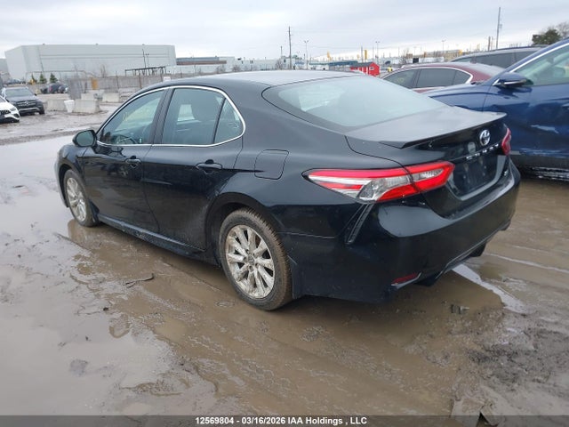 4T1B11HK2JU504654 Toyota CAMRY SE