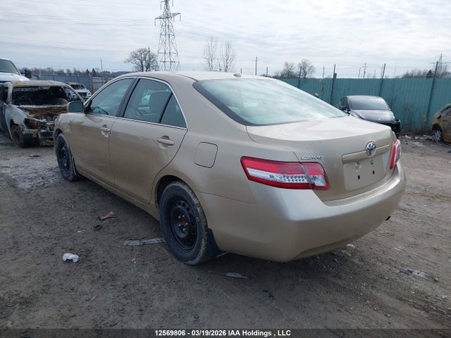 12569806 :رقم المزاد ، 4T1BF3EK3AU087093 vin ، 2010 Toyota Camry Se/le/xle مزاد بيع
