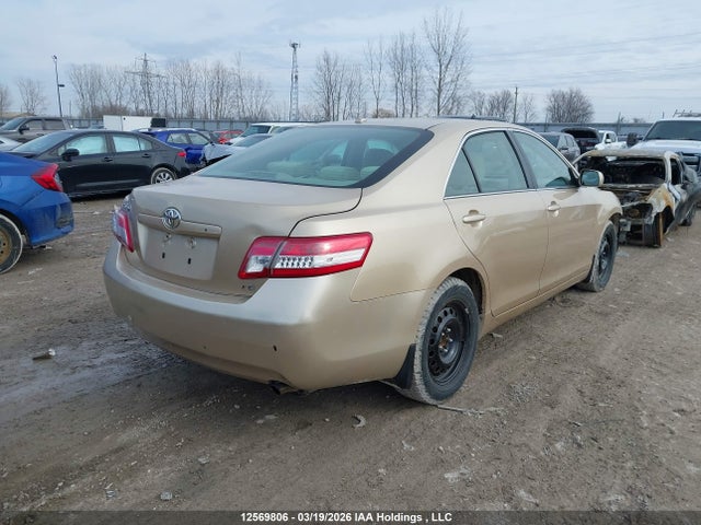 12569806 :رقم المزاد ، 4T1BF3EK3AU087093 vin ، 2010 Toyota Camry Se/le/xle مزاد بيع
