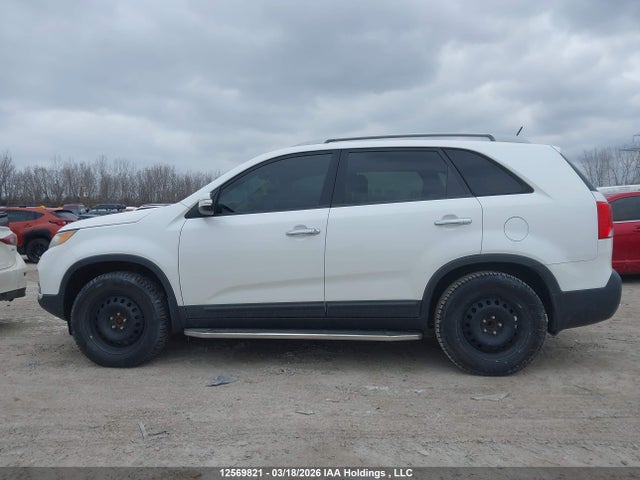 12569821 :رقم المزاد ، 5XYKT3A19BG170962 vin ، 2011 Kia Sorento Lx مزاد بيع