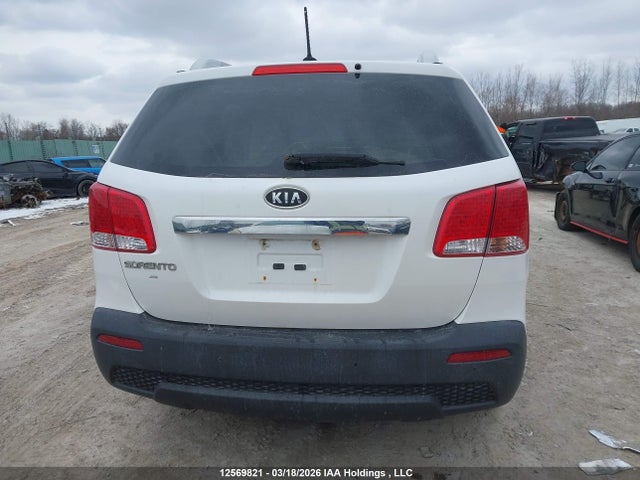 12569821 :رقم المزاد ، 5XYKT3A19BG170962 vin ، 2011 Kia Sorento Lx مزاد بيع