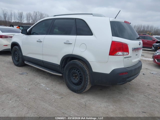 12569821 :رقم المزاد ، 5XYKT3A19BG170962 vin ، 2011 Kia Sorento Lx مزاد بيع