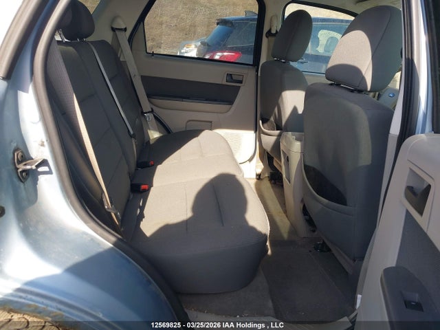 2009 Ford Escape Hybrid მანქანა იყიდება აუქციონზე, vin: 1FMCU49379KC41265, აუქციონის ნომერი: 12569825