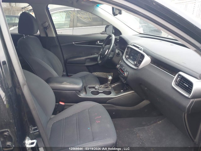 5XYPGDA52KG570896 KIA Sorento Lx/s