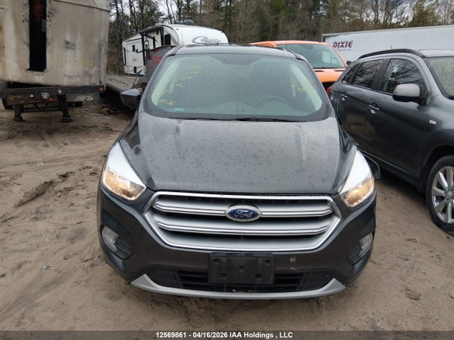 1FMCU9GD7HUD63104 Ford ESCAPE SE