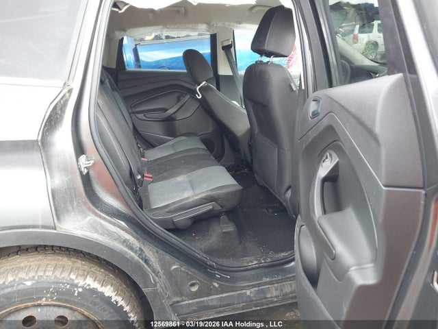 1FMCU9GD7HUD63104 Ford ESCAPE SE