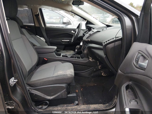 1FMCU9GD7HUD63104 Ford ESCAPE SE