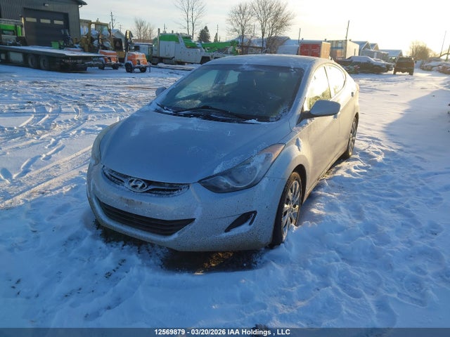 2013 Hyundai Elantra Gls/limited მანქანა იყიდება აუქციონზე, vin: 5NPDH4AEXDH229077, აუქციონის ნომერი: 12569879