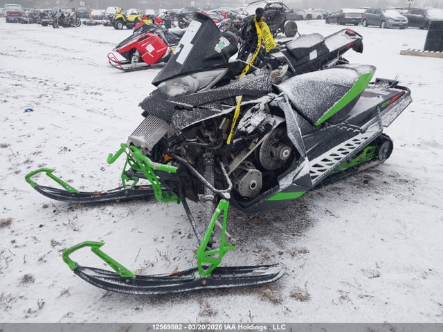 4UF15SNWXFT117776 Skidoo Arctic Cat Zr 7000