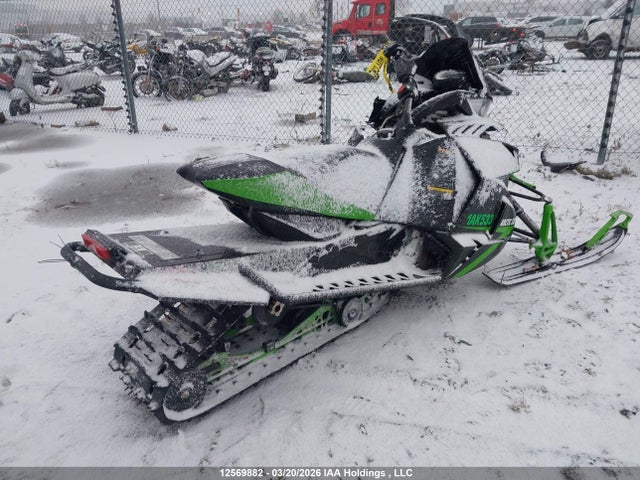 4UF15SNWXFT117776 Skidoo Arctic Cat Zr 7000