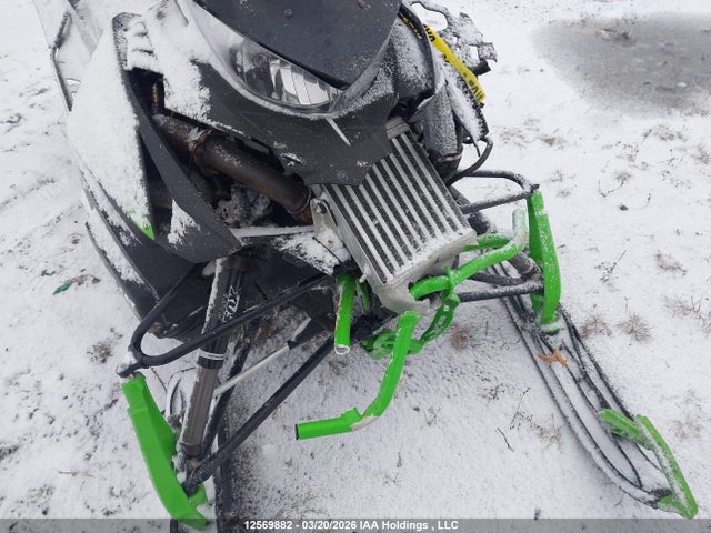 4UF15SNWXFT117776 Skidoo Arctic Cat Zr 7000