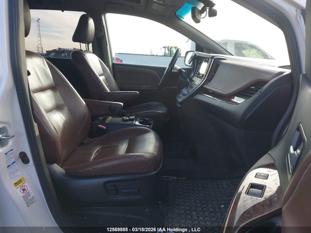 2015 Toyota Sienna Xle/limited მანქანა იყიდება აუქციონზე, vin: 5TDDK3DC3FS094494, აუქციონის ნომერი: 12569885