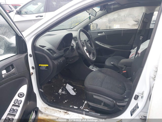 KMHCT5AE2HU329701 Hyundai Accent