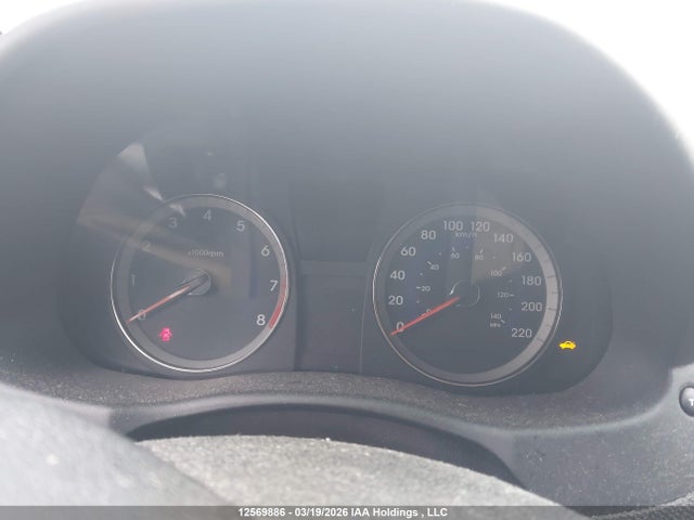 KMHCT5AE2HU329701 Hyundai Accent