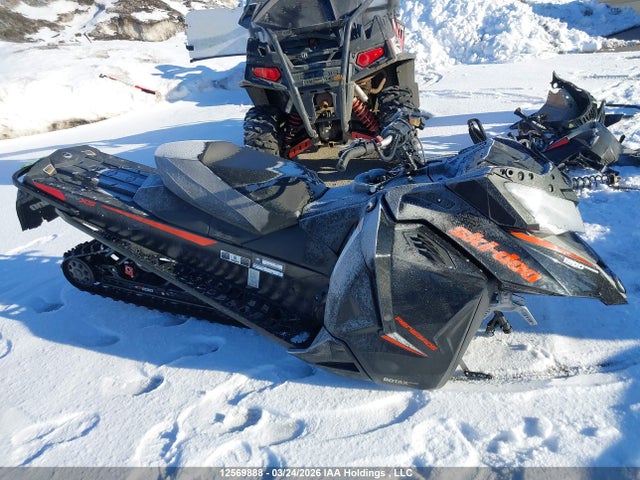 2BPSMNGA3GV000073 Skidoo Renegade Adrenaline