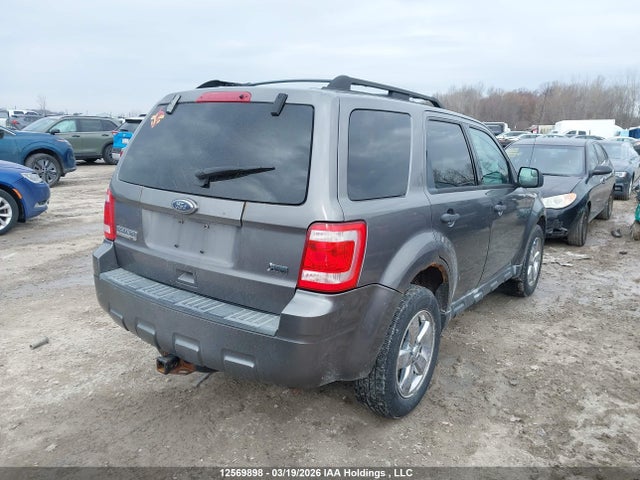 2010 Ford Escape Xlt მანქანა იყიდება აუქციონზე, vin: 1FMCU0DG3AKC70169, აუქციონის ნომერი: 12569898