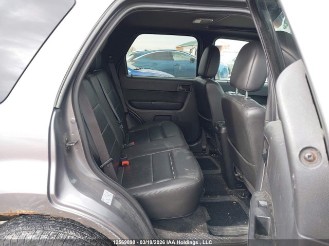 2010 Ford Escape Xlt მანქანა იყიდება აუქციონზე, vin: 1FMCU0DG3AKC70169, აუქციონის ნომერი: 12569898