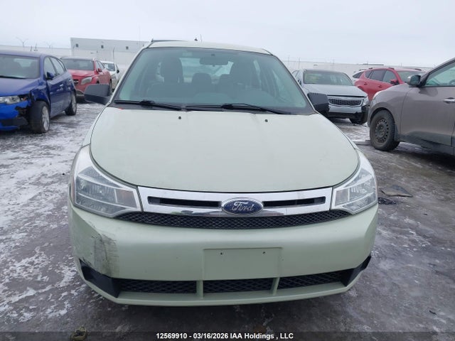 12569910 :رقم المزاد ، 1FAHP3EN6AW110205 vin ، 2010 Ford Focus S مزاد بيع