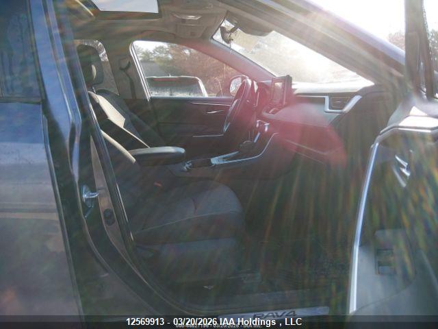 2022 Toyota Rav4 Xle მანქანა იყიდება აუქციონზე, vin: 2T3R1RFV3NC314757, აუქციონის ნომერი: 12569913