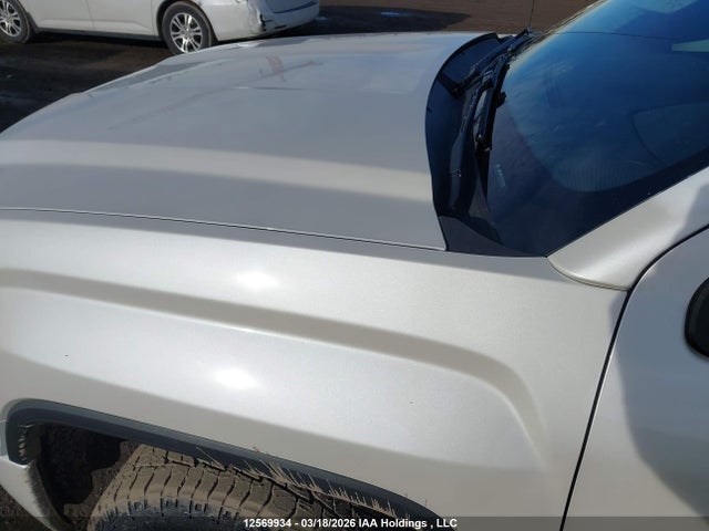 3GTU2VEC8EG547886 GMC Sierra 1500 Slt