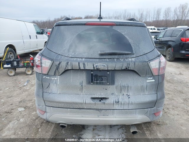 1FMCU0GD7JUA45713 Ford Escape