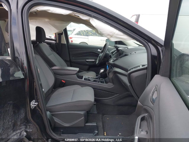 1FMCU0GD7JUA45713 Ford Escape