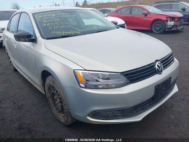 Продажа на аукционе авто 2011 Volkswagen Jetta 2.0l Trendline/2.0l Trendline+, vin: 3VW2K7AJ3BM380872, номер лота: 12569940