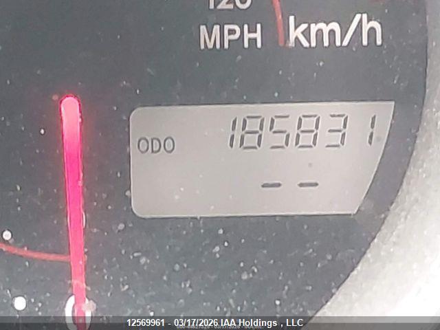 12569961 :رقم المزاد ، 2T1KR32E56C573340 vin ، 2006 Toyota Matrix Xr/xrs مزاد بيع