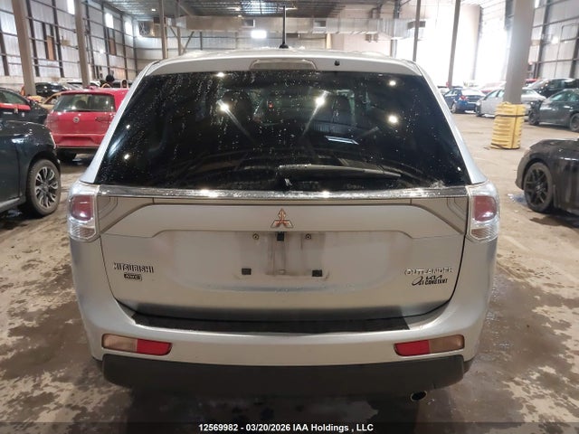 12569982 :رقم المزاد ، JA4AZ2A34EZ600824 vin ، 2014 Mitsubishi Outlander مزاد بيع
