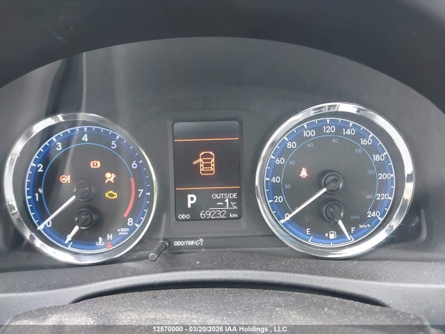 12570000 :رقم المزاد ، 2T1BURHEXJC973329 vin ، 2018 Toyota Corolla L/le/xle/se/xse مزاد بيع