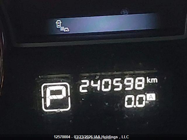 2015 Nissan Pathfinder Platinum/s/sl/sv მანქანა იყიდება აუქციონზე, vin: 5N1AR2MM3FC689277, აუქციონის ნომერი: 12570004