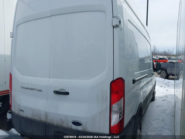 1FTBR2X89PKB82513 Ford Transit T-250