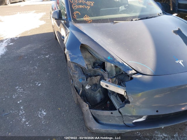 5YJ3E1EA8NF339488 Tesla Model 3 Rwd/standard Range