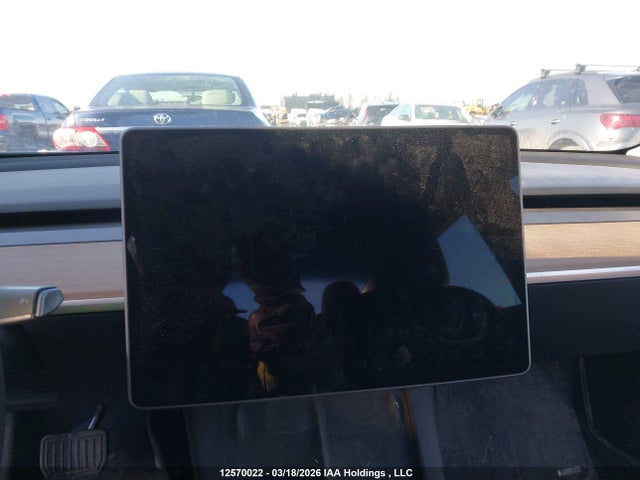 5YJ3E1EA8NF339488 Tesla Model 3 Rwd/standard Range