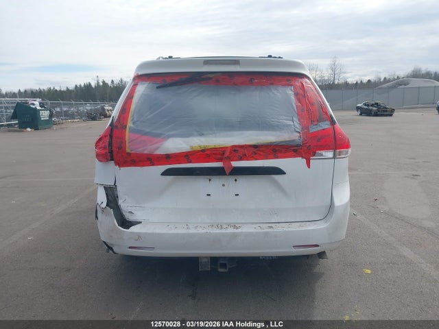 2012 Toyota Sienna V6 7 Passenger მანქანა იყიდება აუქციონზე, vin: 5TDZK3DC0CS228346, აუქციონის ნომერი: 12570028