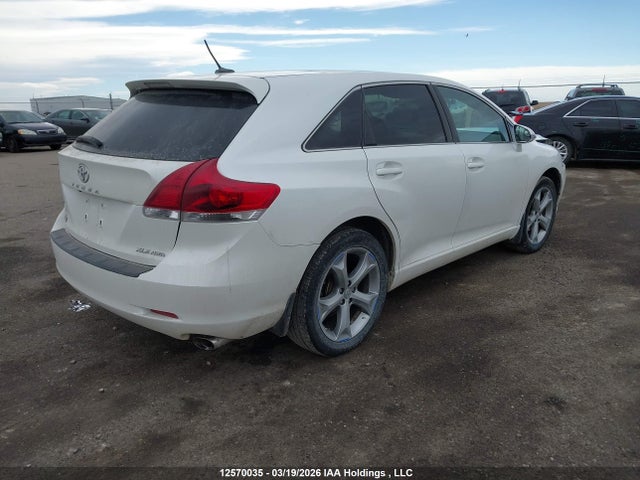 12570035 :رقم المزاد ، 4T3BK3BB0GU122138 vin ، 2016 Toyota Venza Xle مزاد بيع