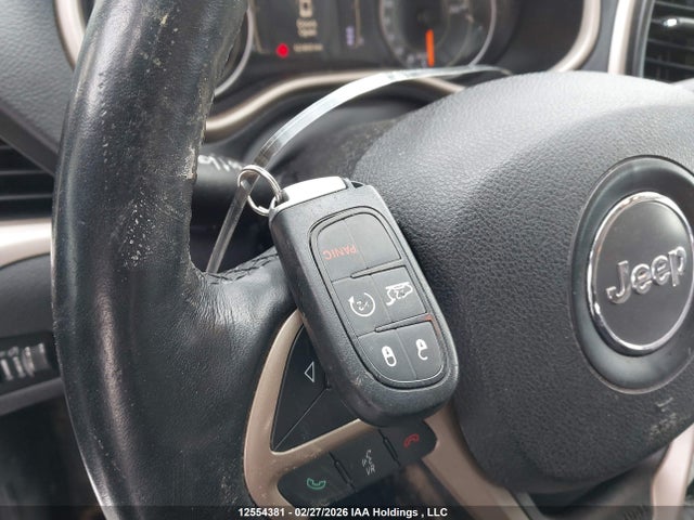 2016 Jeep Cherokee North მანქანა იყიდება აუქციონზე, vin: 1C4PJMCS9GW223757, აუქციონის ნომერი: 12554381