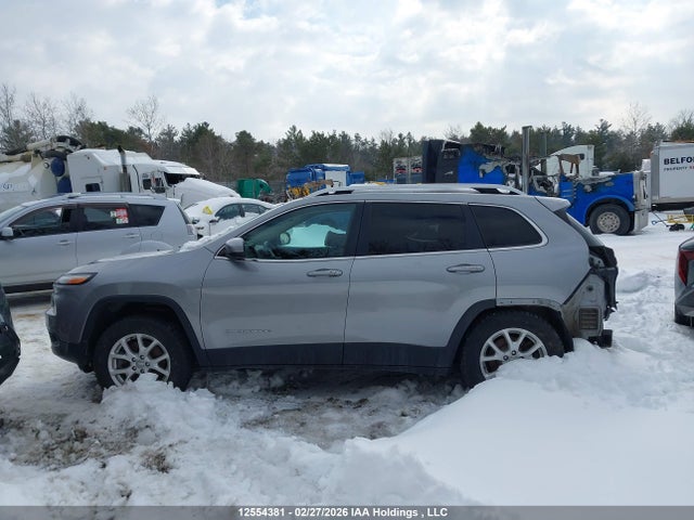 2016 Jeep Cherokee North მანქანა იყიდება აუქციონზე, vin: 1C4PJMCS9GW223757, აუქციონის ნომერი: 12554381