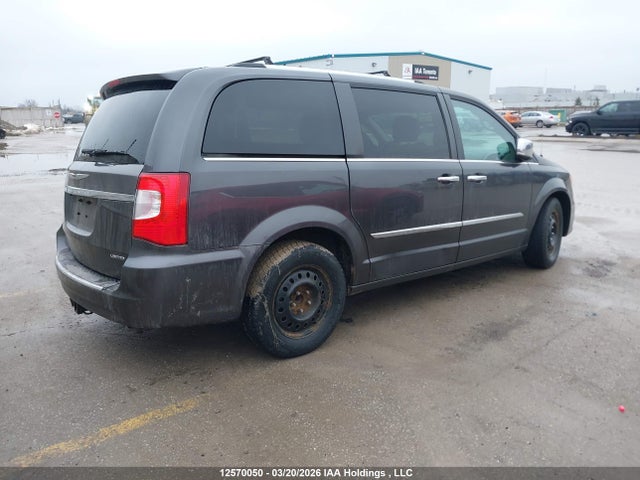 2016 Chrysler Town & Country მანქანა იყიდება აუქციონზე, vin: 2C4RC1GG2GR105548, აუქციონის ნომერი: 12570050