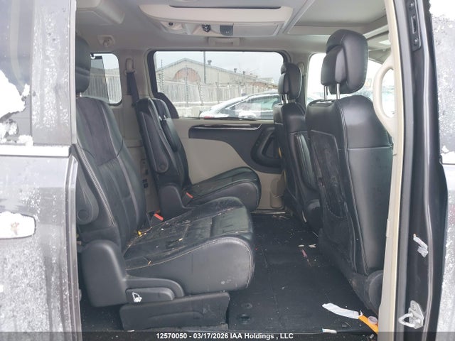 2016 Chrysler Town & Country მანქანა იყიდება აუქციონზე, vin: 2C4RC1GG2GR105548, აუქციონის ნომერი: 12570050