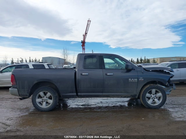 1C6RR7GT7JS263525 RAM 1500 Slt