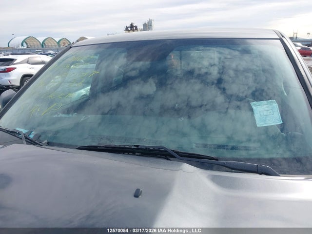 1C6RR7GT7JS263525 RAM 1500 Slt