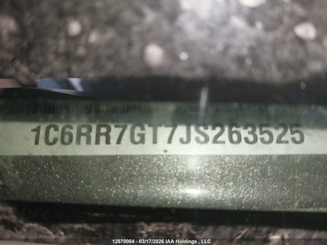 1C6RR7GT7JS263525 RAM 1500 Slt